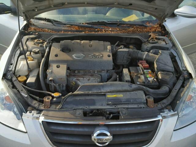 1N4AL11D82C231769 - 2002 NISSAN ALTIMA BAS SILVER photo 7