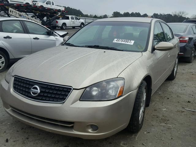 1N4AL11D66C182626 - 2006 NISSAN ALTIMA S GOLD photo 2