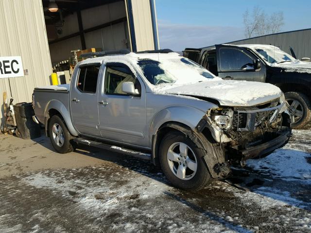 1N6AD07W45C465497 - 2005 NISSAN FRONTIER C SILVER photo 1