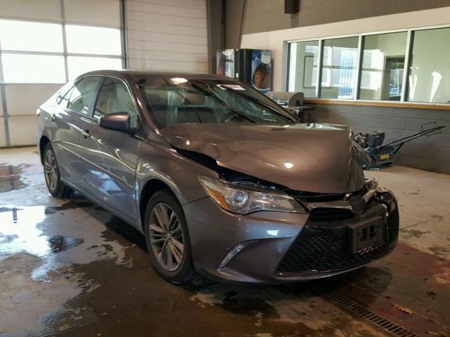 4T1BF1FK9HU321122 - 2017 TOYOTA CAMRY LE SILVER photo 1