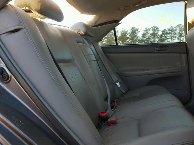 4T1BE32K34U810761 - 2004 TOYOTA CAMRY LE 灰色 照片 6