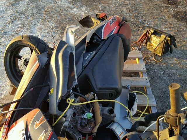 ZD4VFU008BS001646 - 2011 APRILIA SR50 R-FAC TWO TONE photo 6