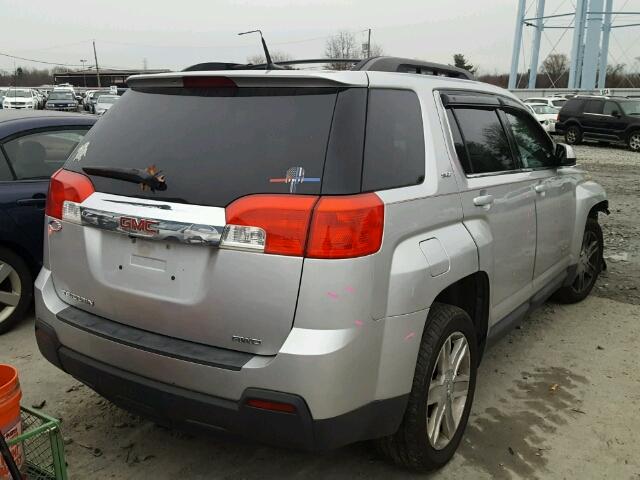 2CTFLGEW5A6305420 - 2010 GMC TERRAIN SL SILVER photo 4