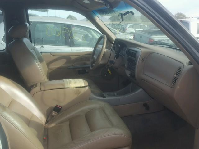 1FMYU60E31UC01354 - 2001 FORD EXPLORER S WHITE photo 5