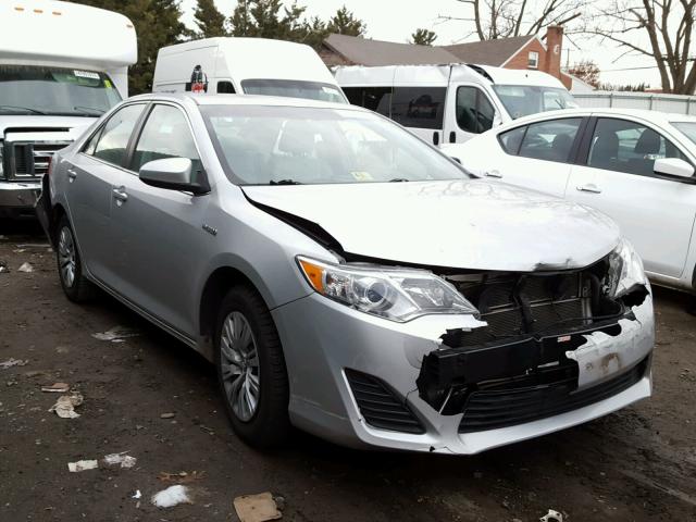 4T1BD1FK1CU027082 - 2012 TOYOTA CAMRY HYBR SILVER photo 1