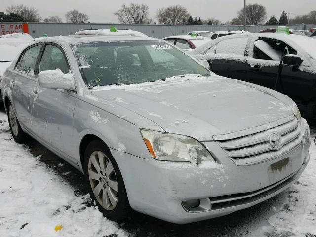 4T1BK36B15U008536 - 2005 TOYOTA AVALON XL SILVER photo 1