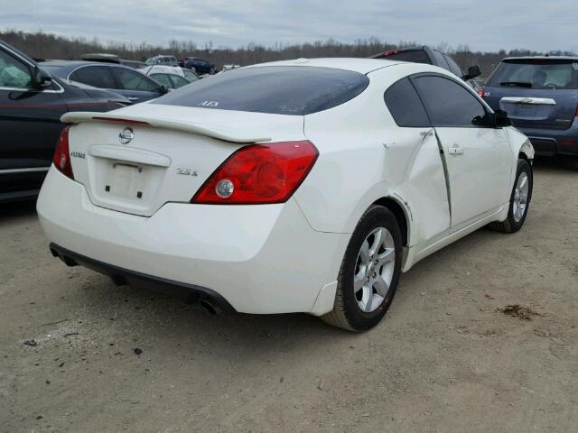 1N4AL24E68C244409 - 2008 NISSAN ALTIMA 2.5 WHITE photo 4