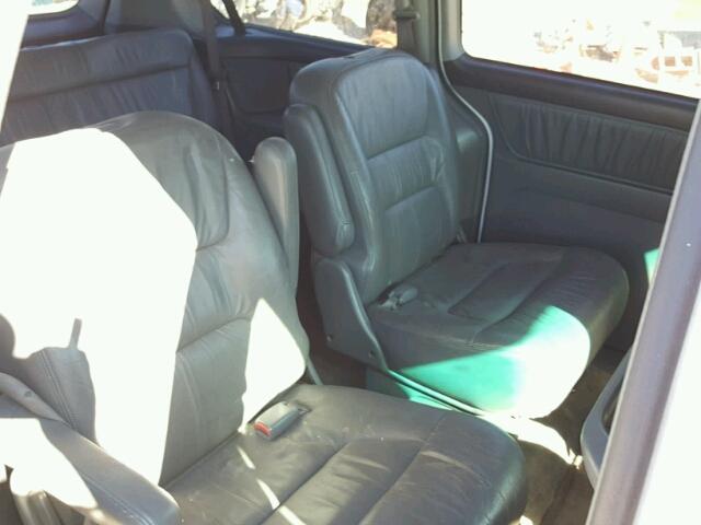 5FNRL18082B007209 - 2002 HONDA ODYSSEY EX WHITE photo 6