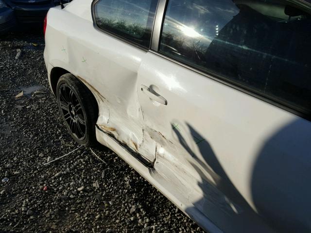 JTKDE177260126972 - 2006 TOYOTA SCION TC 白色 照片 9
