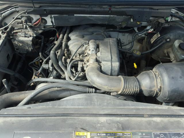 2FTRF17232CA76780 - 2002 FORD F150 WHITE photo 7