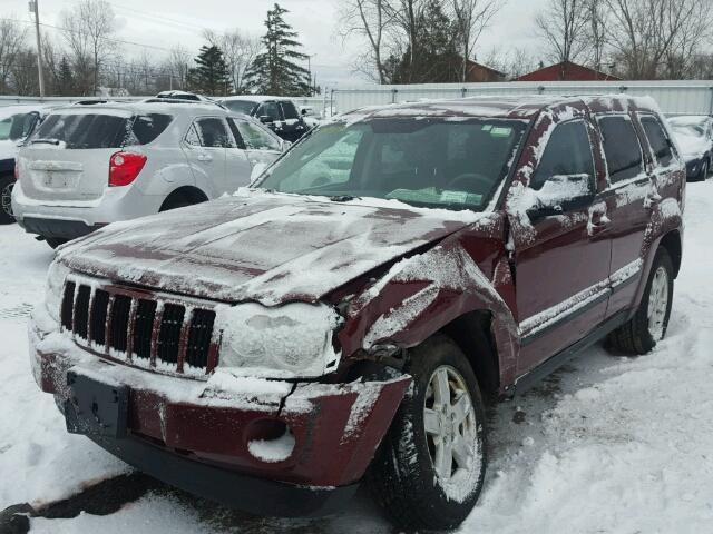 1J8GR48K77C581676 - 2007 JEEP GRAND CHER MAROON photo 2