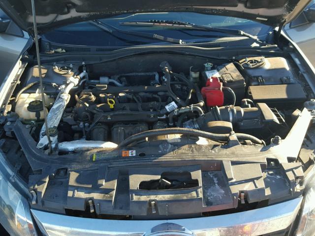 3FAHP0HA8AR309024 - 2010 FORD FUSION SE GRAY photo 7