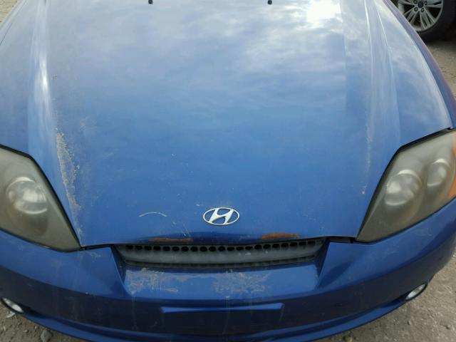 KMHHM65D84U133959 - 2004 HYUNDAI TIBURON BLUE photo 7