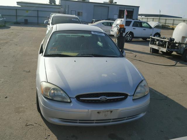 1FAFP55U12A142245 - 2002 FORD TAURUS SES SILVER photo 10