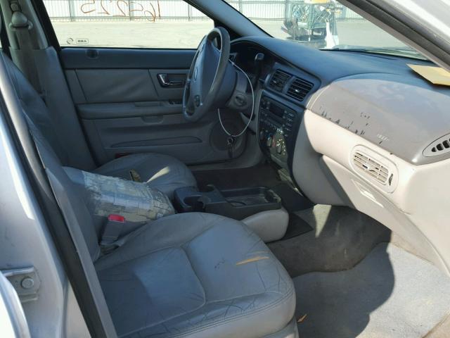 1FAFP55U12A142245 - 2002 FORD TAURUS SES SILVER photo 5