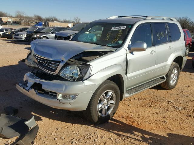 JTJBT20X750083424 - 2005 LEXUS GX 470 SILVER photo 2