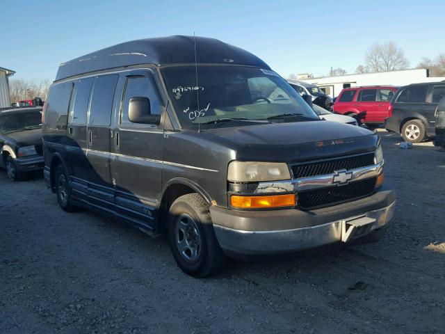 1GBFH15T531148272 - 2003 CHEVROLET EXPRESS G1 GRAY photo 1