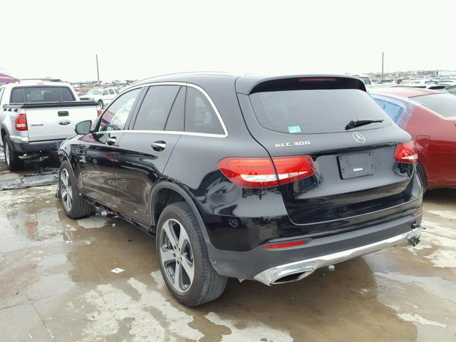 WDC0G4JBXGF034662 - 2016 MERCEDES-BENZ GLC 300 BLACK photo 3