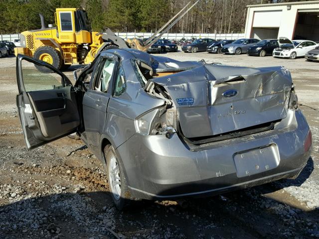 1FAHP35N38W120944 - 2008 FORD FOCUS SE SILVER photo 3