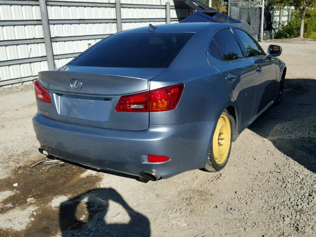 JTHBK262775030955 - 2007 LEXUS IS BLUE photo 4