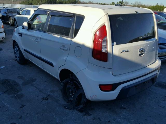 KNDJT2A57D7564064 - 2013 KIA SOUL WHITE photo 3