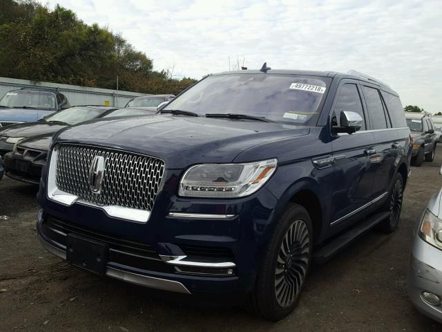 5LMJJ2TT4JEL02424 - 2018 LINCOLN NAVIGATOR Көк фото 2