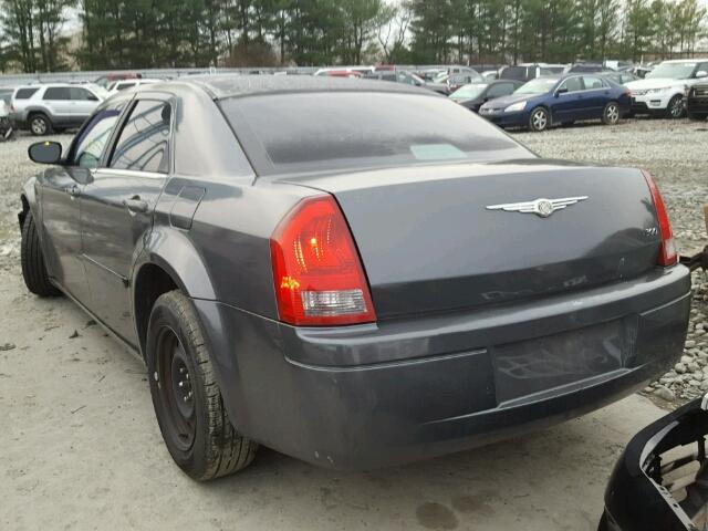 2C3JA43R35H553803 - 2005 CHRYSLER 300 GRAY photo 3