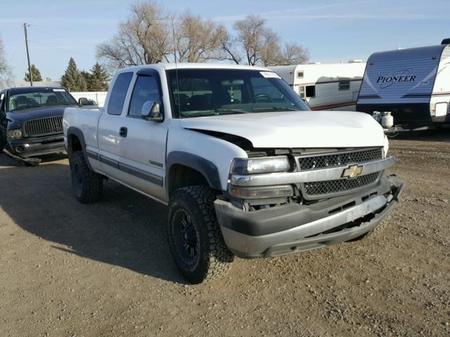 1GCHC29U01Z329452 - 2001 CHEVROLET SILVERADO WHITE photo 1