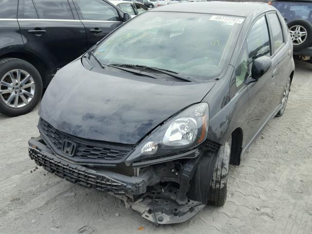 JHMGE8H5XDC066038 - 2013 HONDA FIT SPORT BLACK photo 2