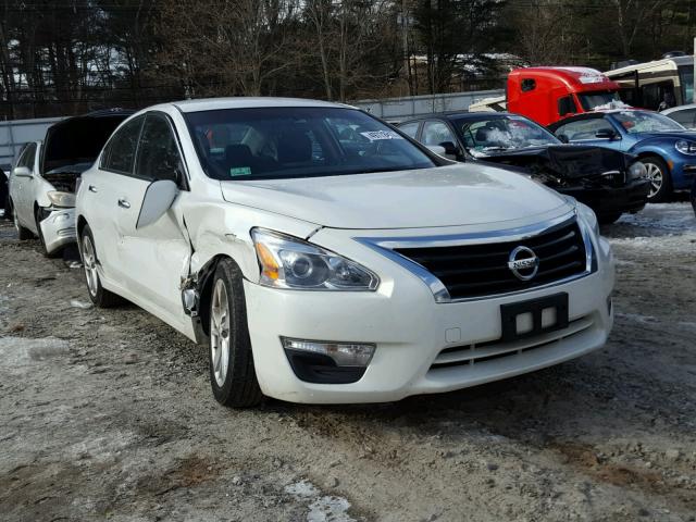 1N4AL3AP3EC174682 - 2014 NISSAN ALTIMA 2.5 WHITE photo 1