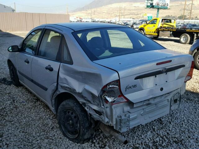 1FAFP33PX3W108942 - 2003 FORD FOCUS LX SILVER photo 3