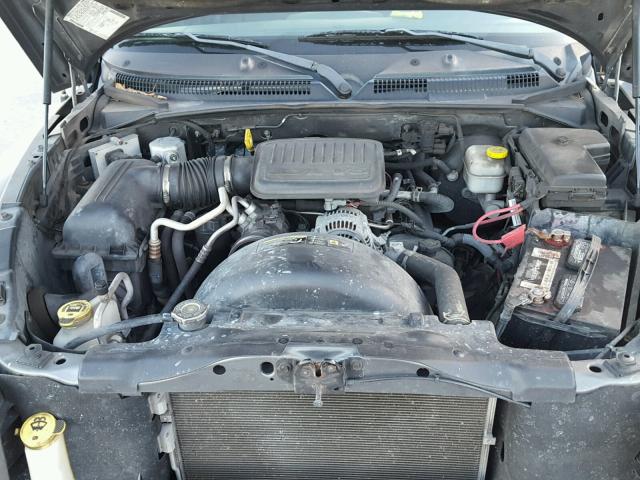 1D7HE48K95S275448 - 2005 DODGE DAKOTA QUA GRAY photo 7