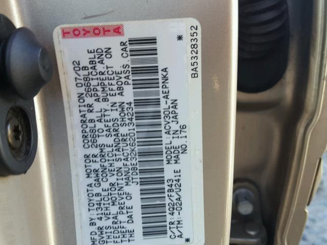 JTDBE32K620134234 - 2002 TOYOTA CAMRY LE GOLD photo 10