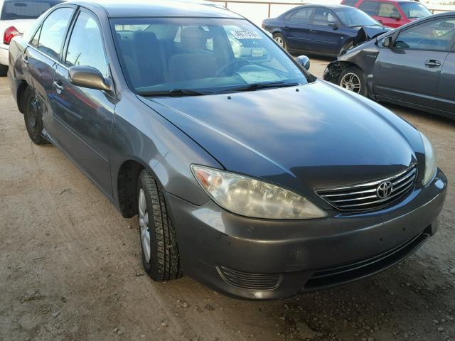 4T1BE32K55U981660 - 2005 TOYOTA CAMRY LE GRAY photo 1