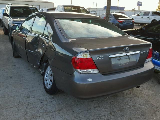 4T1BE32K55U981660 - 2005 TOYOTA CAMRY LE GRAY photo 3