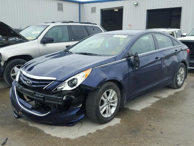 5NPEB4AC9CH472740 - 2012 HYUNDAI SONATA GLS BLUE photo 2