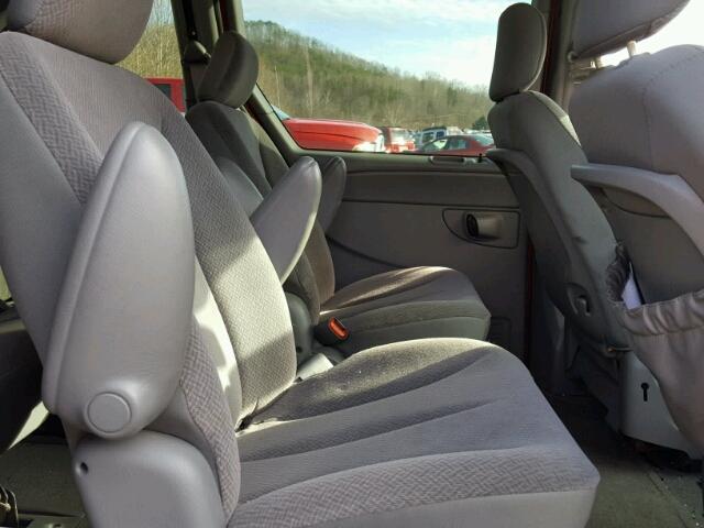 1C4GP45R75B138817 - 2005 CHRYSLER TOWN & COU Qırmızı foto 6