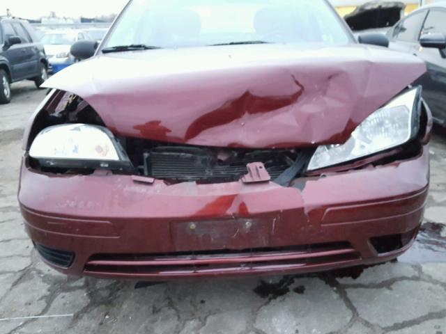 1FAFP34N47W325342 - 2007 FORD FOCUS ZX4 MAROON photo 9