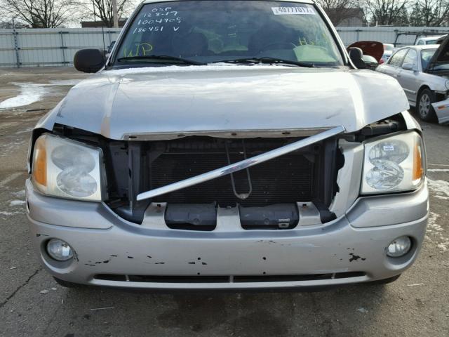 1GKDS13S242180451 - 2004 GMC ENVOY GRAY photo 9