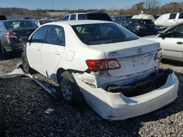 2T1BU4EE8BC568403 - 2011 TOYOTA COROLLA BA WHITE photo 3