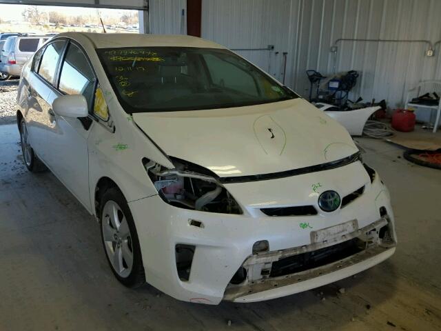 JTDKN3DU3E1737879 - 2014 TOYOTA PRIUS WHITE photo 1