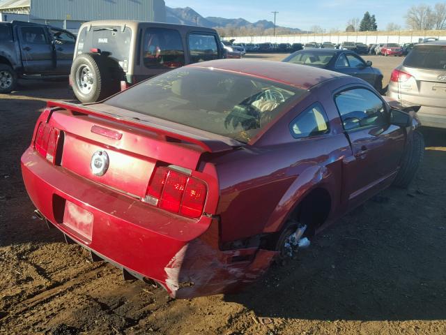 1ZVFT82H175363985 - 2007 FORD MUSTANG GT RED photo 4