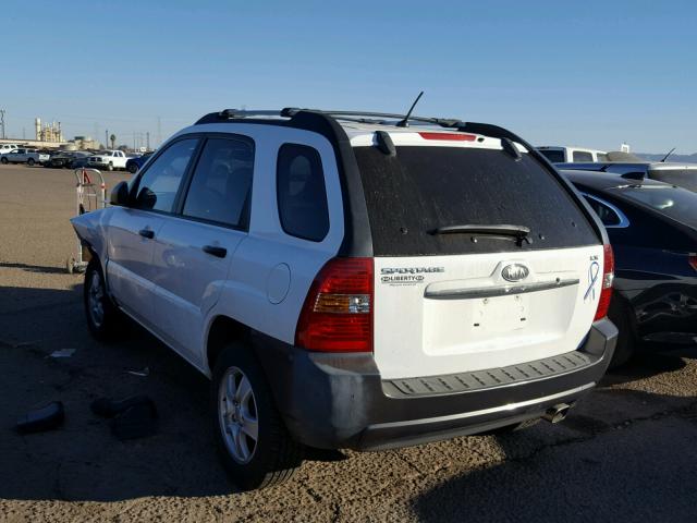 KNDJF724977450081 - 2007 KIA SPORTAGE L WHITE photo 3