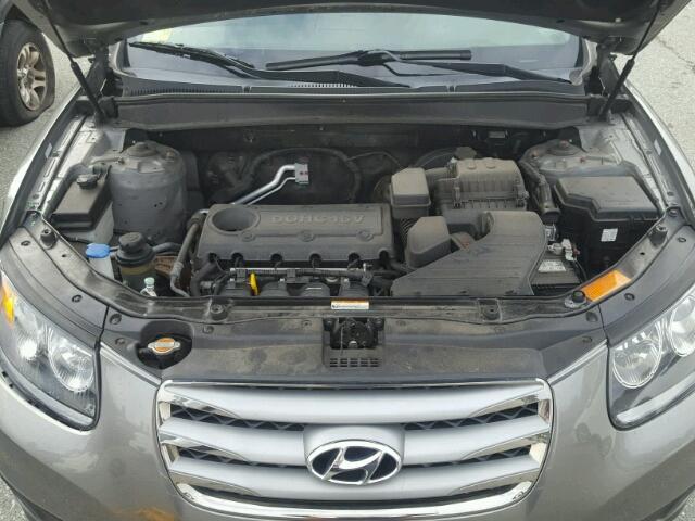 5XYZGDAB7CG156528 - 2012 HYUNDAI SANTA FE G GRAY photo 7