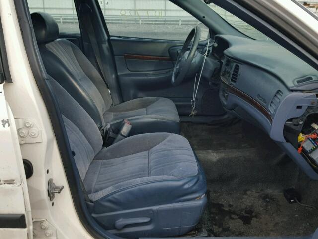 2G1WF55K259362160 - 2005 CHEVROLET IMPALA WHITE photo 5