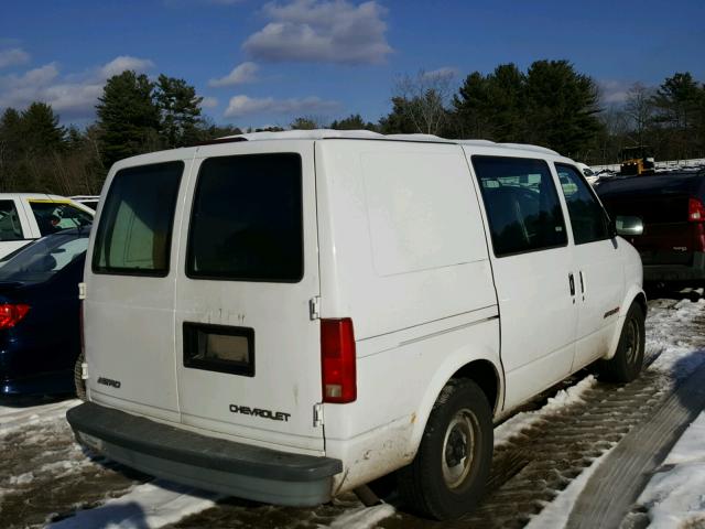 1GCDL19W3YB102902 - 2000 CHEVROLET ASTRO WHITE photo 4