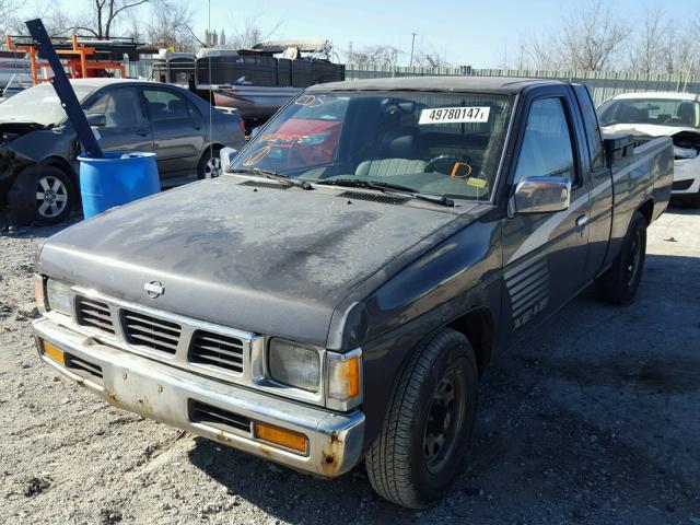 1N6HD16S9SC390875 - 1995 NISSAN TRUCK KING GRAY photo 2