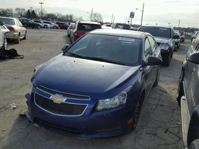 1G1PA5SH8D7305909 - 2013 CHEVROLET CRUZE LS BLUE photo 2