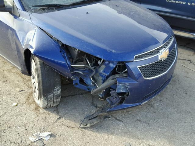 1G1PA5SH8D7305909 - 2013 CHEVROLET CRUZE LS BLUE photo 9