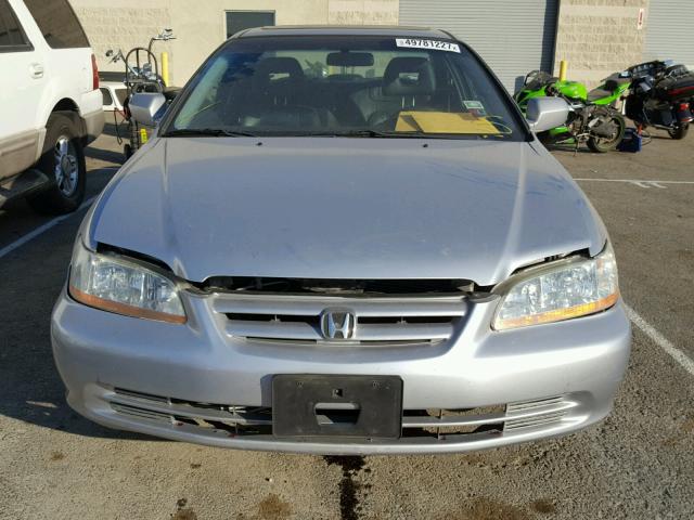 1HGCG22532A032565 - 2002 HONDA ACCORD EX SILVER photo 9